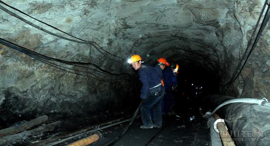 各级矿山安全监察机构、地方监管部门推动在确保安全生产的前提下保供增产